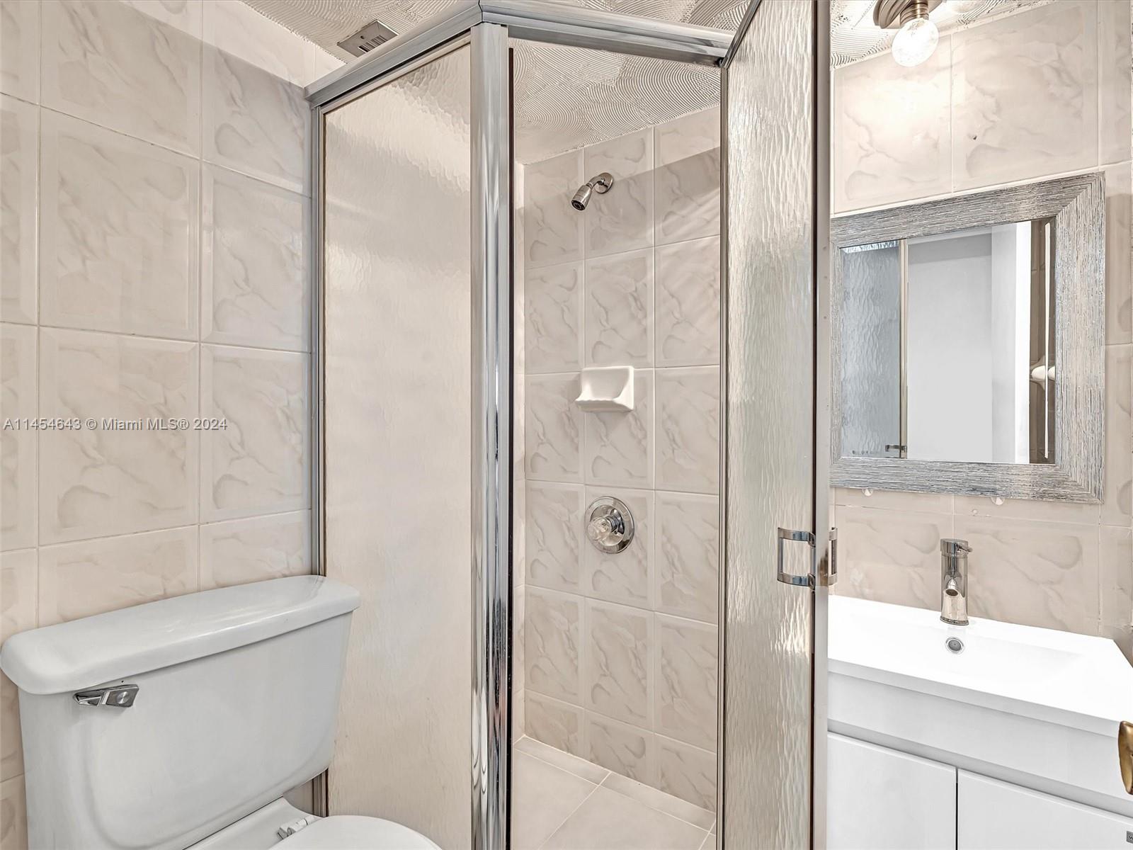 MIRASOL OCEAN TOWERS COND - Residential