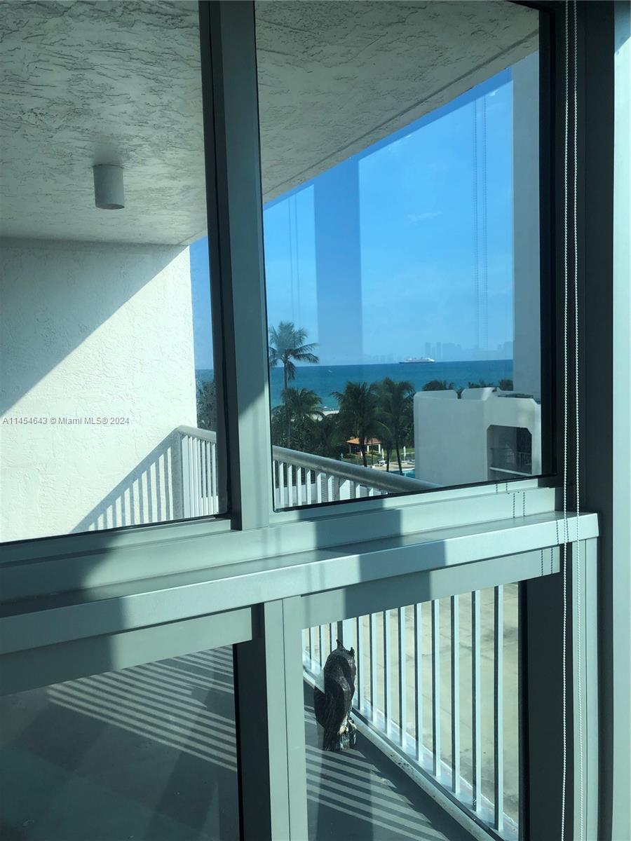 MIRASOL OCEAN TOWERS COND - Residential