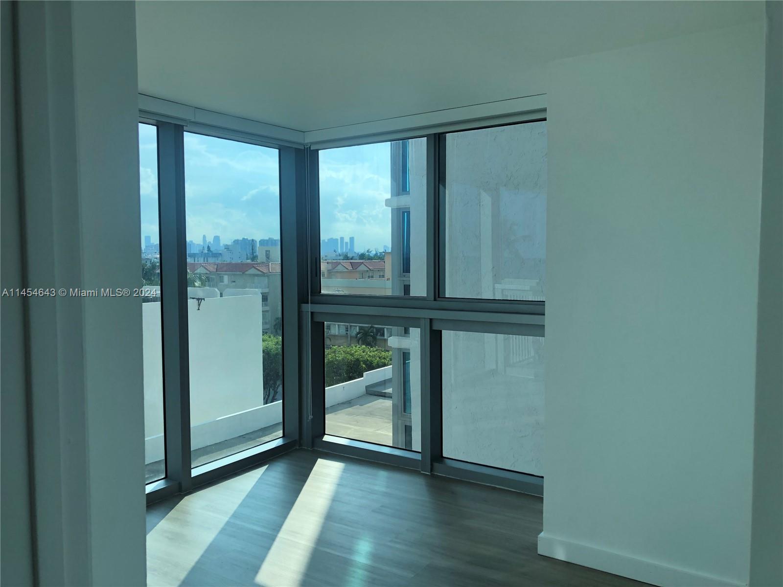 MIRASOL OCEAN TOWERS COND - Residential