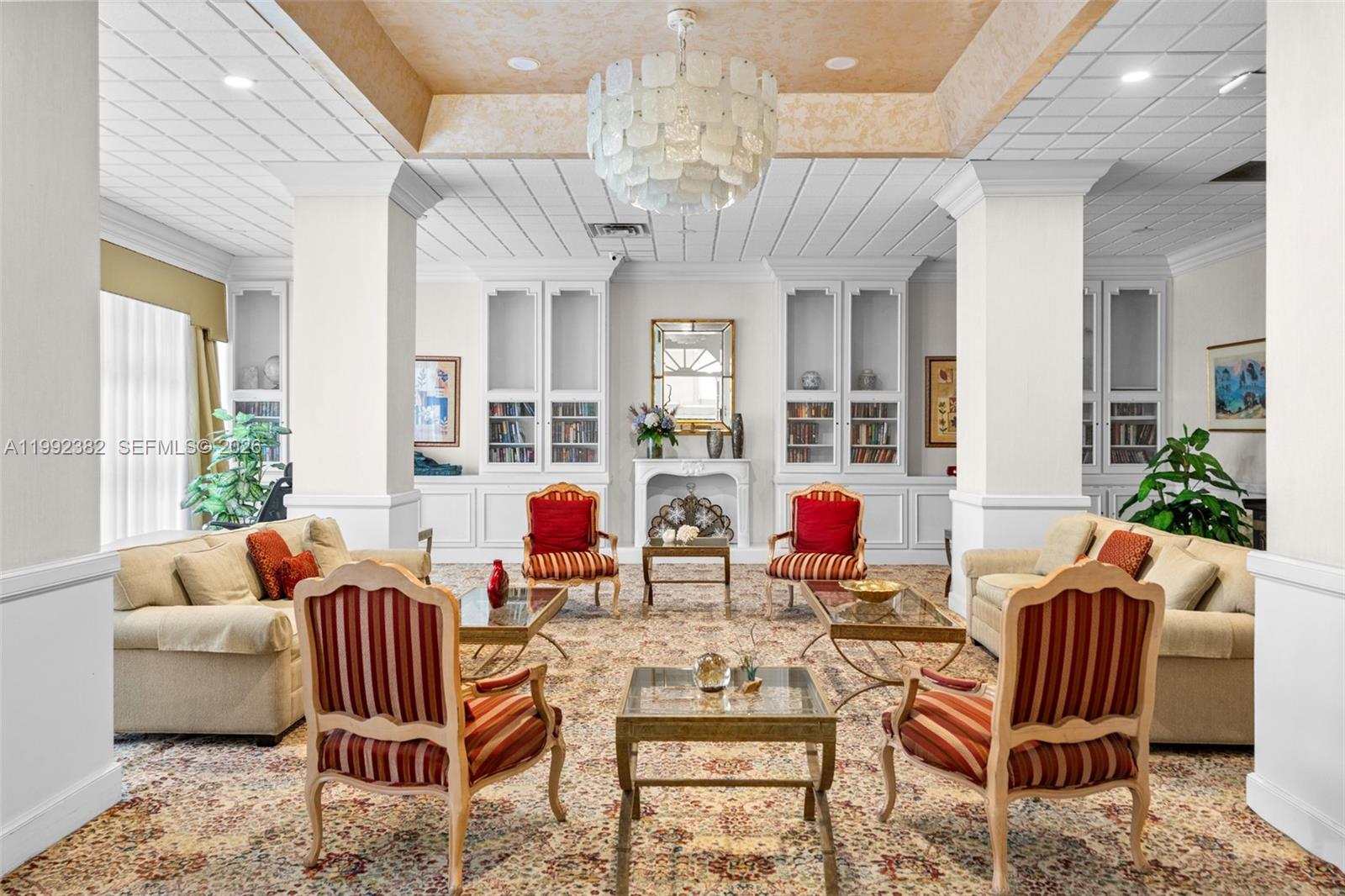 HALLMARK OF HOLLYWOOD - Residential