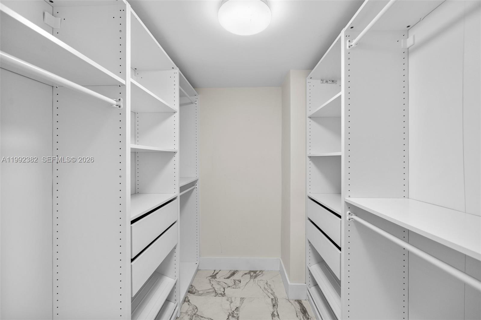 HALLMARK OF HOLLYWOOD - Residential