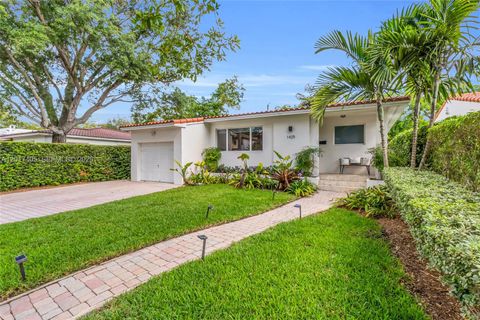 Photo of 1425 Venetia Ave, Coral Gables, FL 33134 (MLS # A12017405)