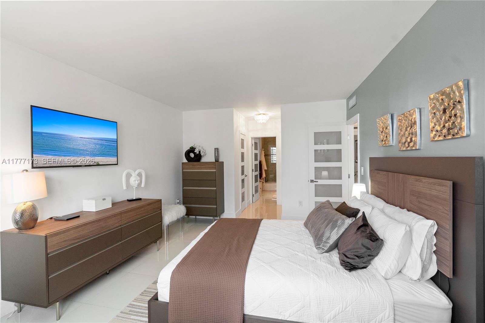 HEMISPHERES CONDO - Residential