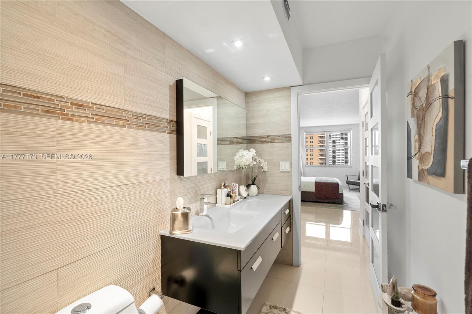 HEMISPHERES CONDO - Residential