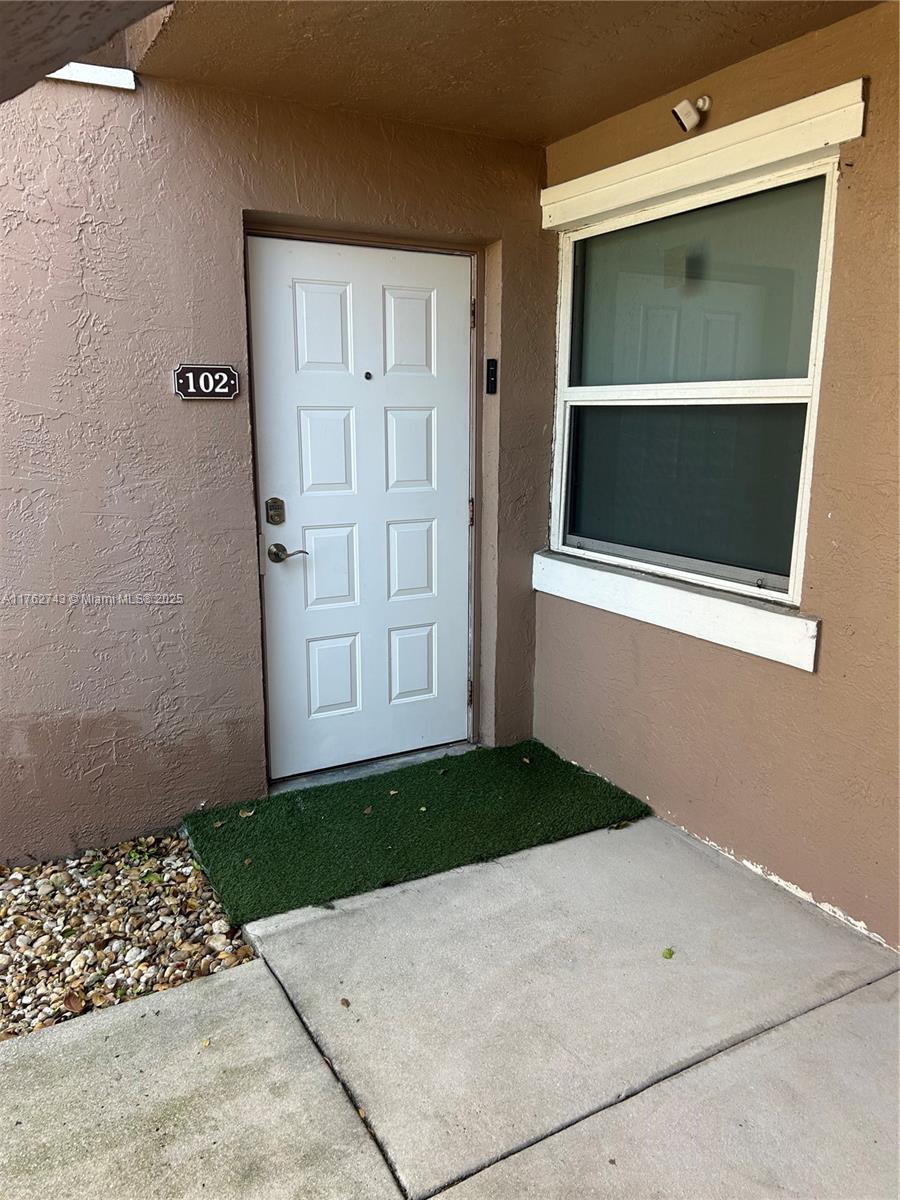 1250 SW 113th Ter 102