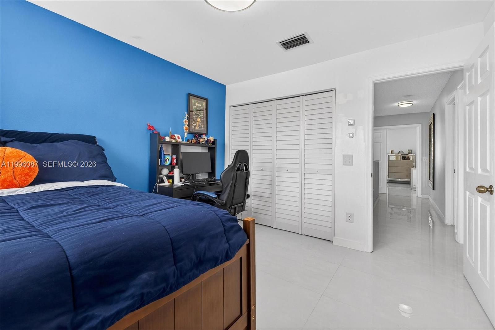 LAKES AT BOCA RATON PAR K - Residential