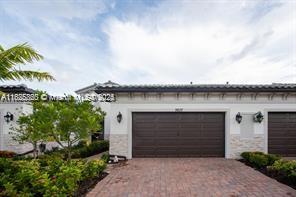 7637 S S.Blue Spring Dr 7637