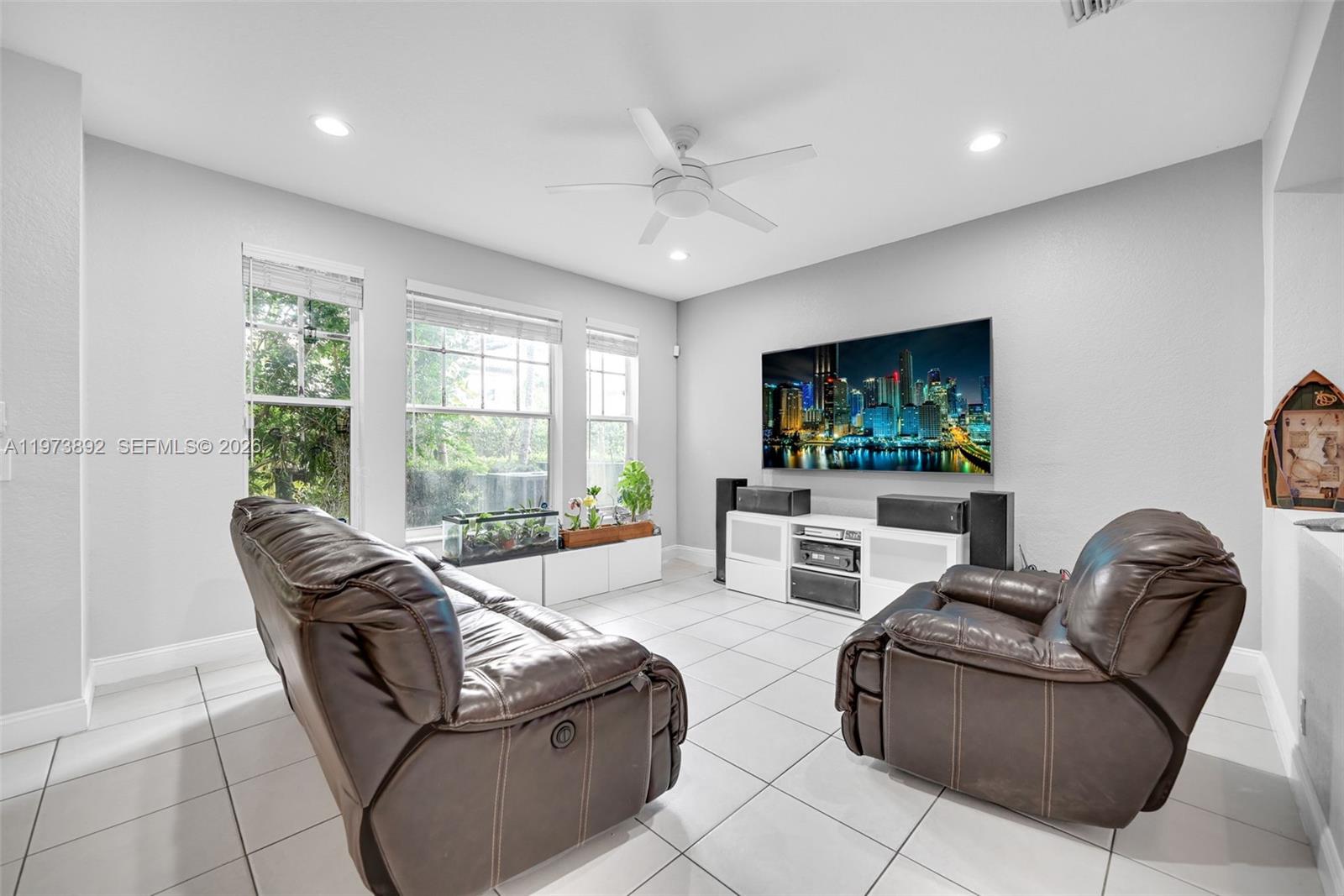 HERON BAY SOUTH - Residential