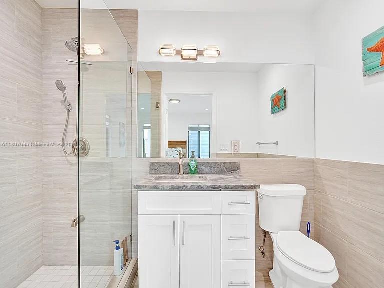 KEY LARGO OCEAN RESORT CO - Residential