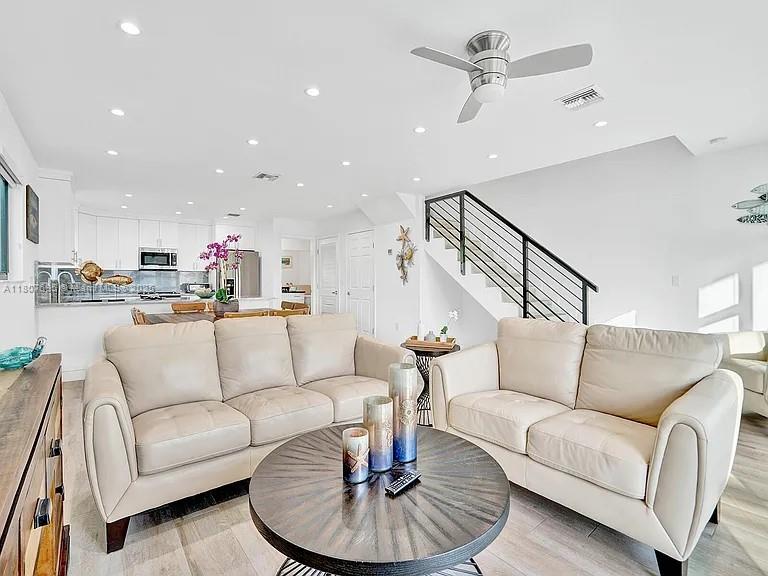 KEY LARGO OCEAN RESORT CO - Residential