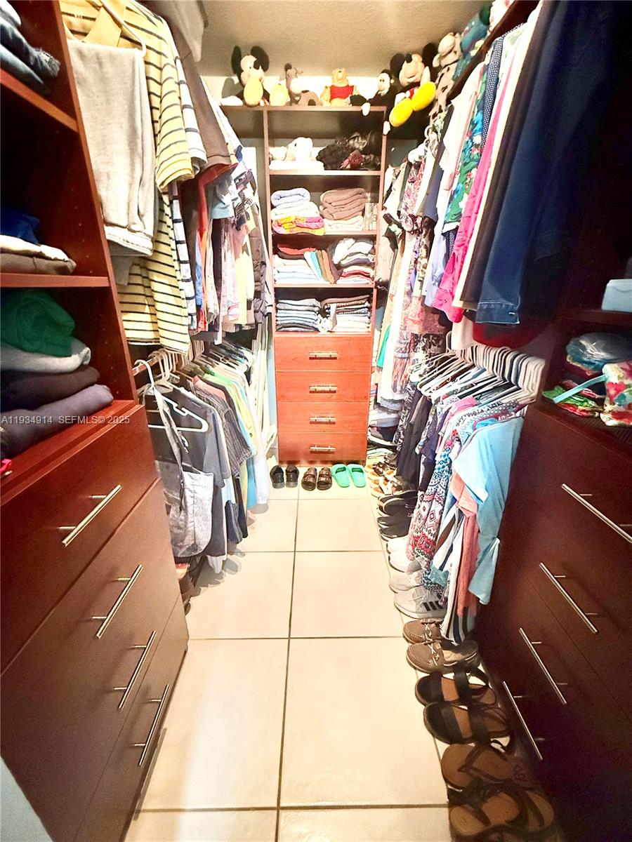 ACAPULCO SUB - Residential