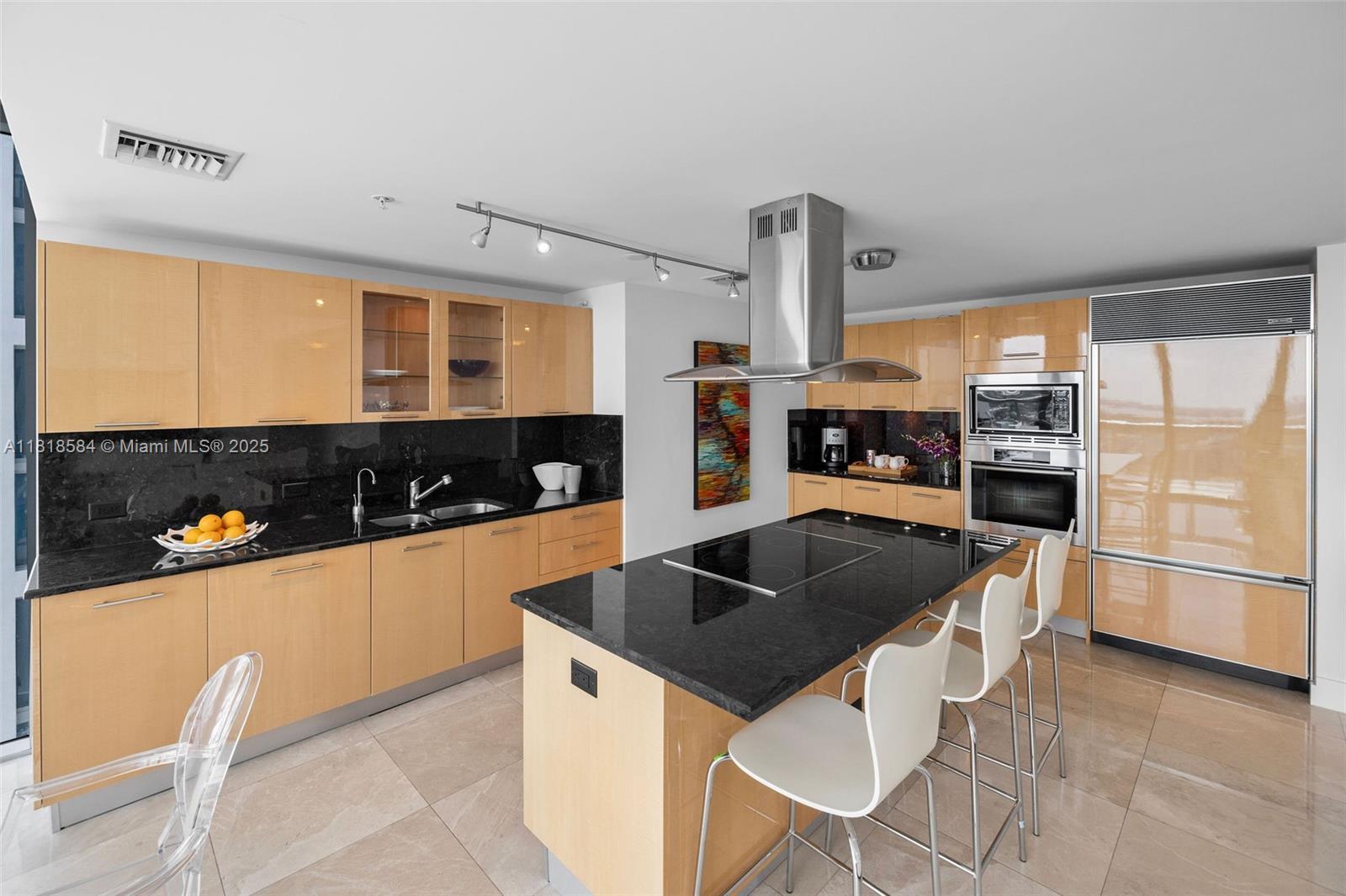 NORTH CARILLON BEACH COND - Residential