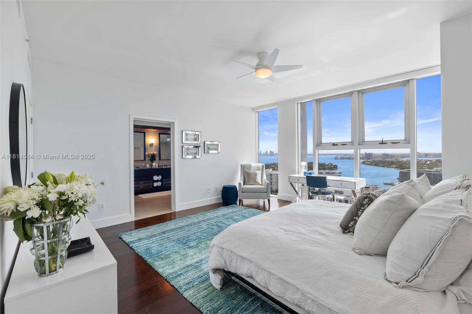 NORTH CARILLON BEACH COND - Residential