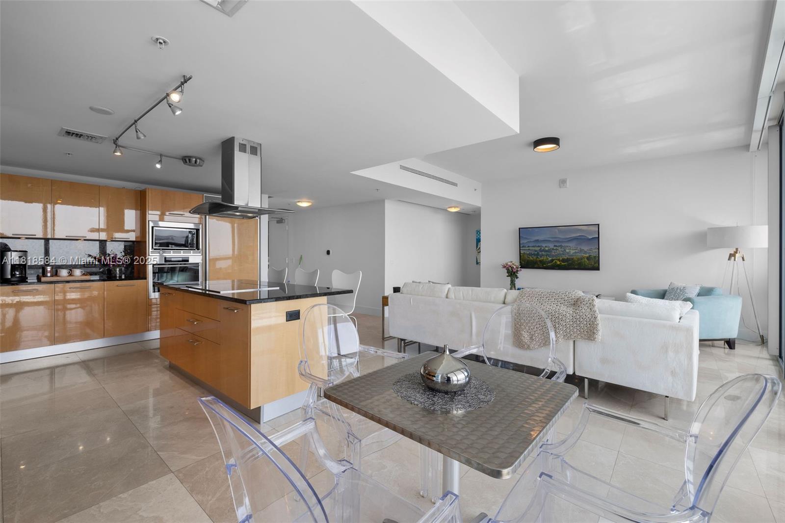 NORTH CARILLON BEACH COND - Residential