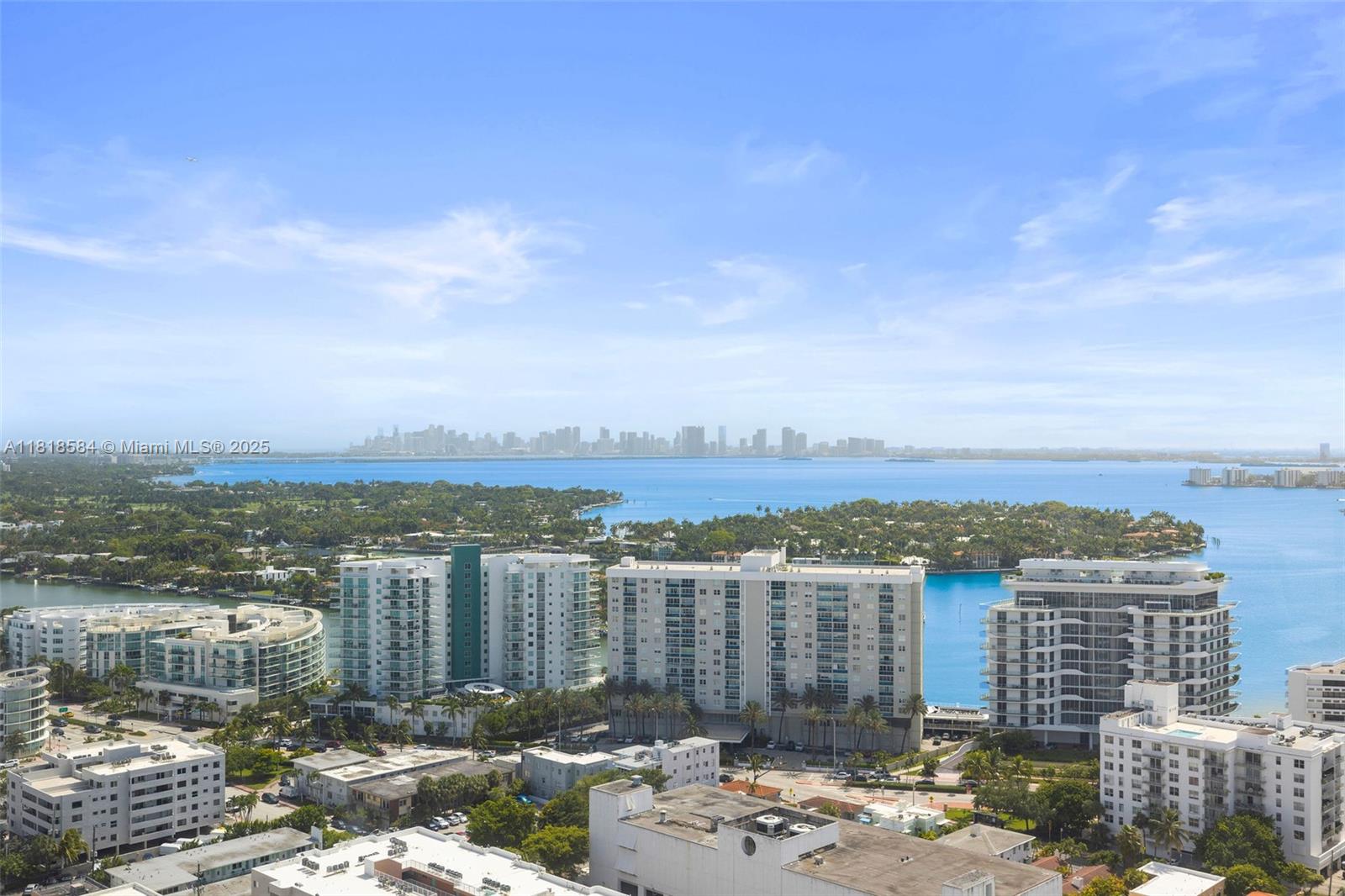 NORTH CARILLON BEACH COND - Residential
