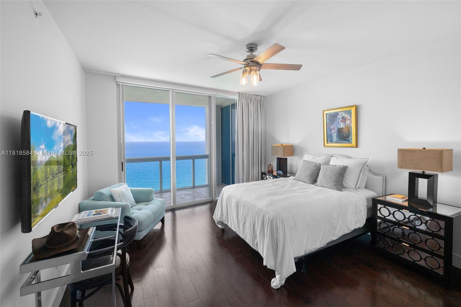 NORTH CARILLON BEACH COND - Residential
