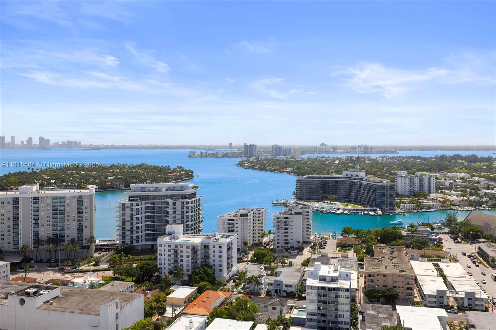 NORTH CARILLON BEACH COND - Residential