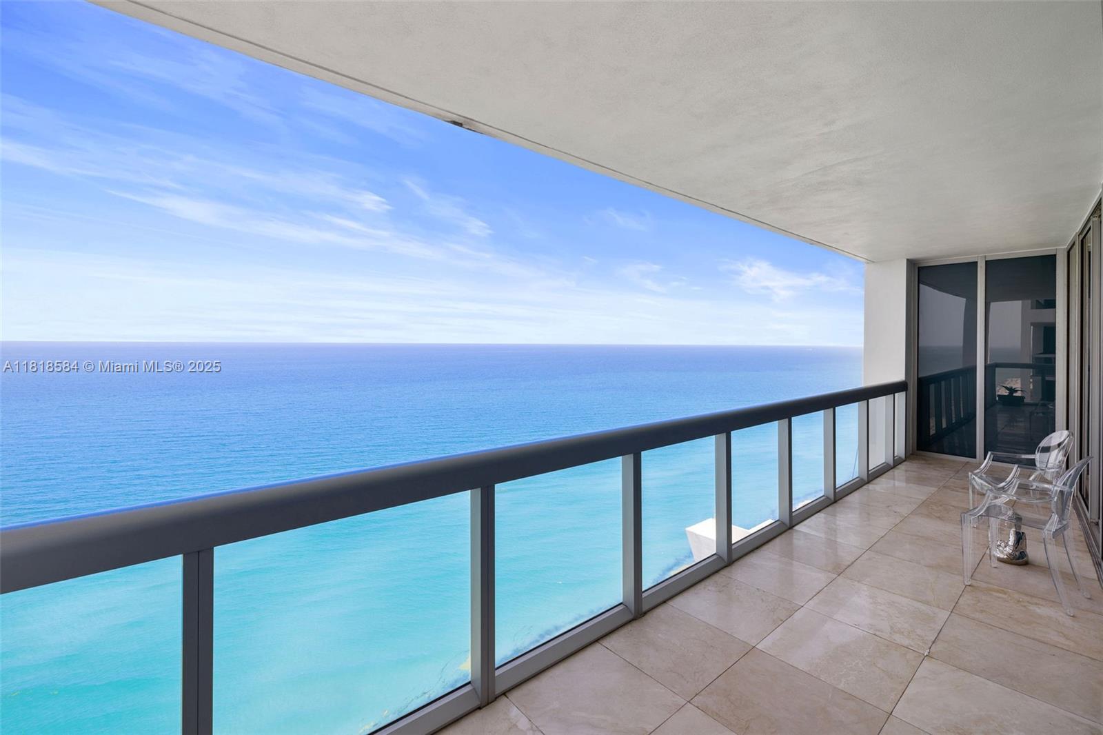 NORTH CARILLON BEACH COND - Residential