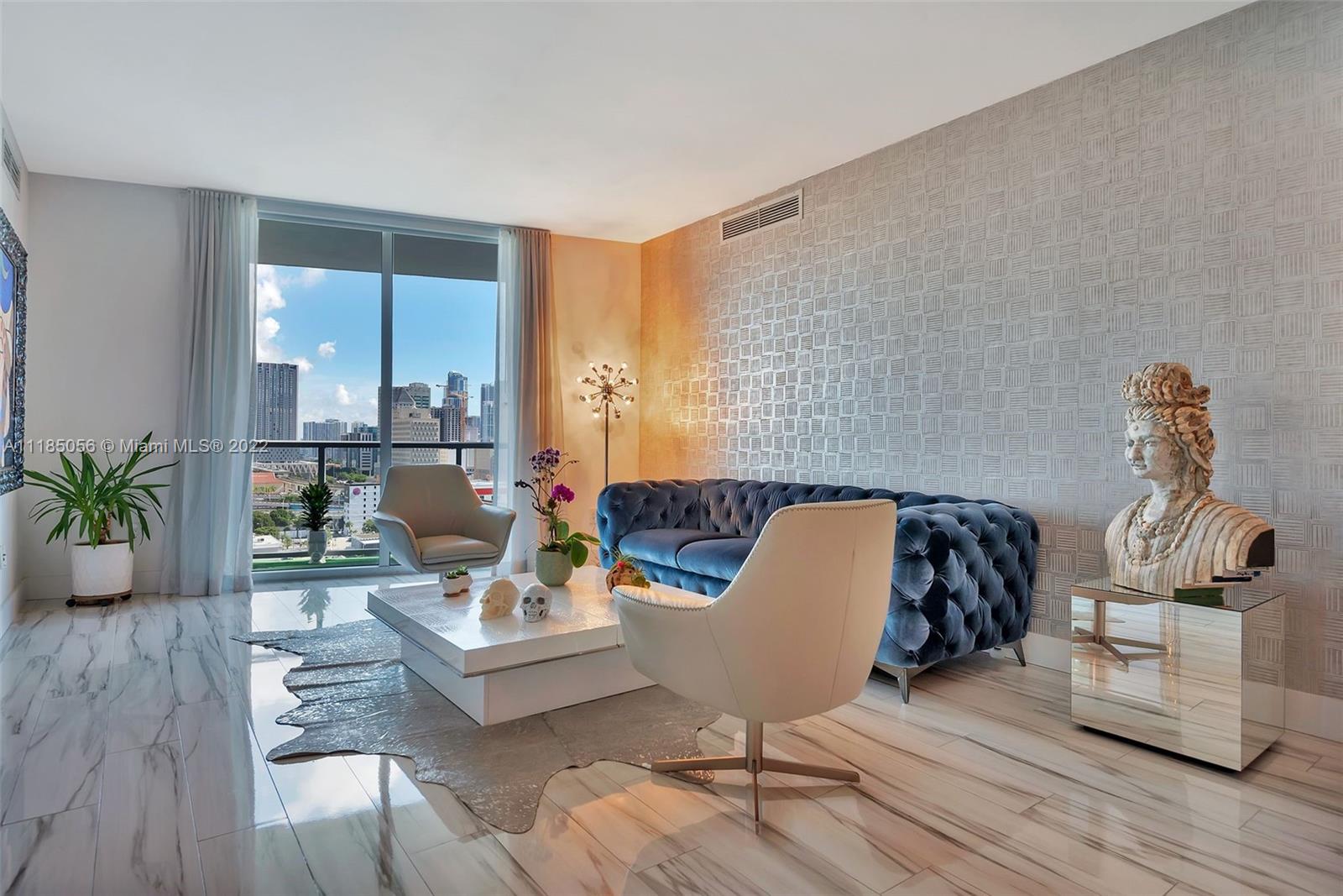 Spectacular move-in ready 2 bed/2.5 bath unit, recently renovated with wide balcony overlooking to the Miami River. Fully FURNISHED including built-in closets, window treatments, washer and dryer in unit, equipped kitchen with top-of-the-line appliances, and modern decor. Building offers 2 story gym with weights and cardio area, pool area, business center and 24-hour concierge service. Rent includes internet, basic cable and 1 assigned parking space. Walking distance to Brickell City Centre, Mary Brickell Village and other restaurants, shops and supermarkets.
Note: some accessories shown in the pictures are not included.
Unit will be available from May 25th.