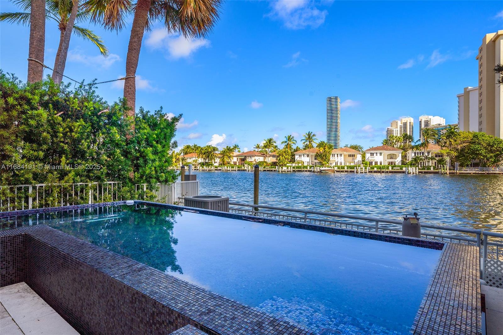 AVENTURA 9TH ADDN - Residential