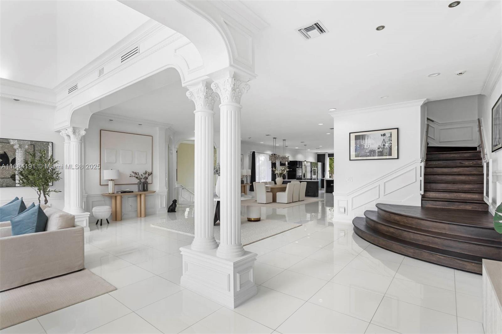 AVENTURA 9TH ADDN - Residential