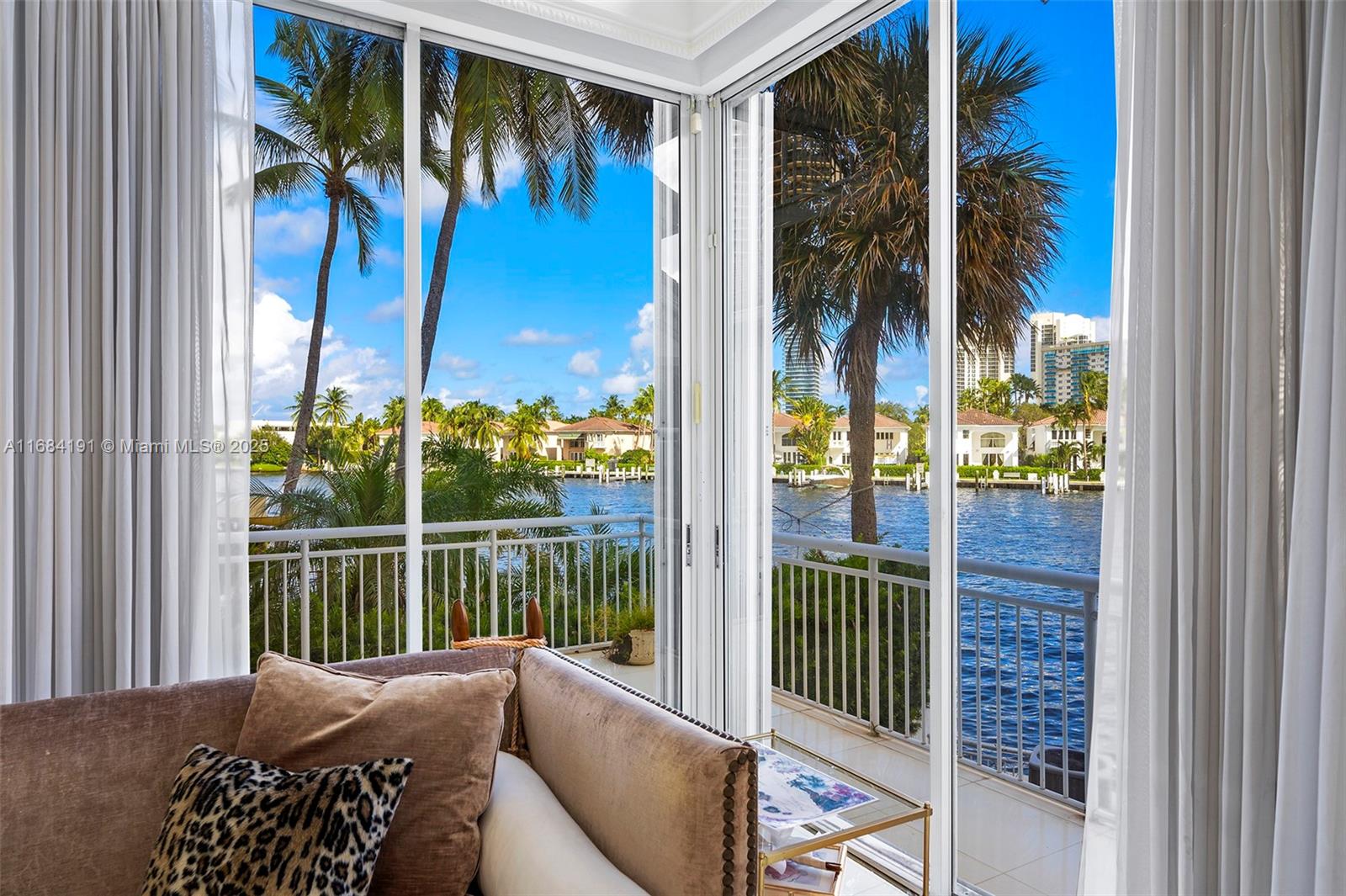 AVENTURA 9TH ADDN - Residential
