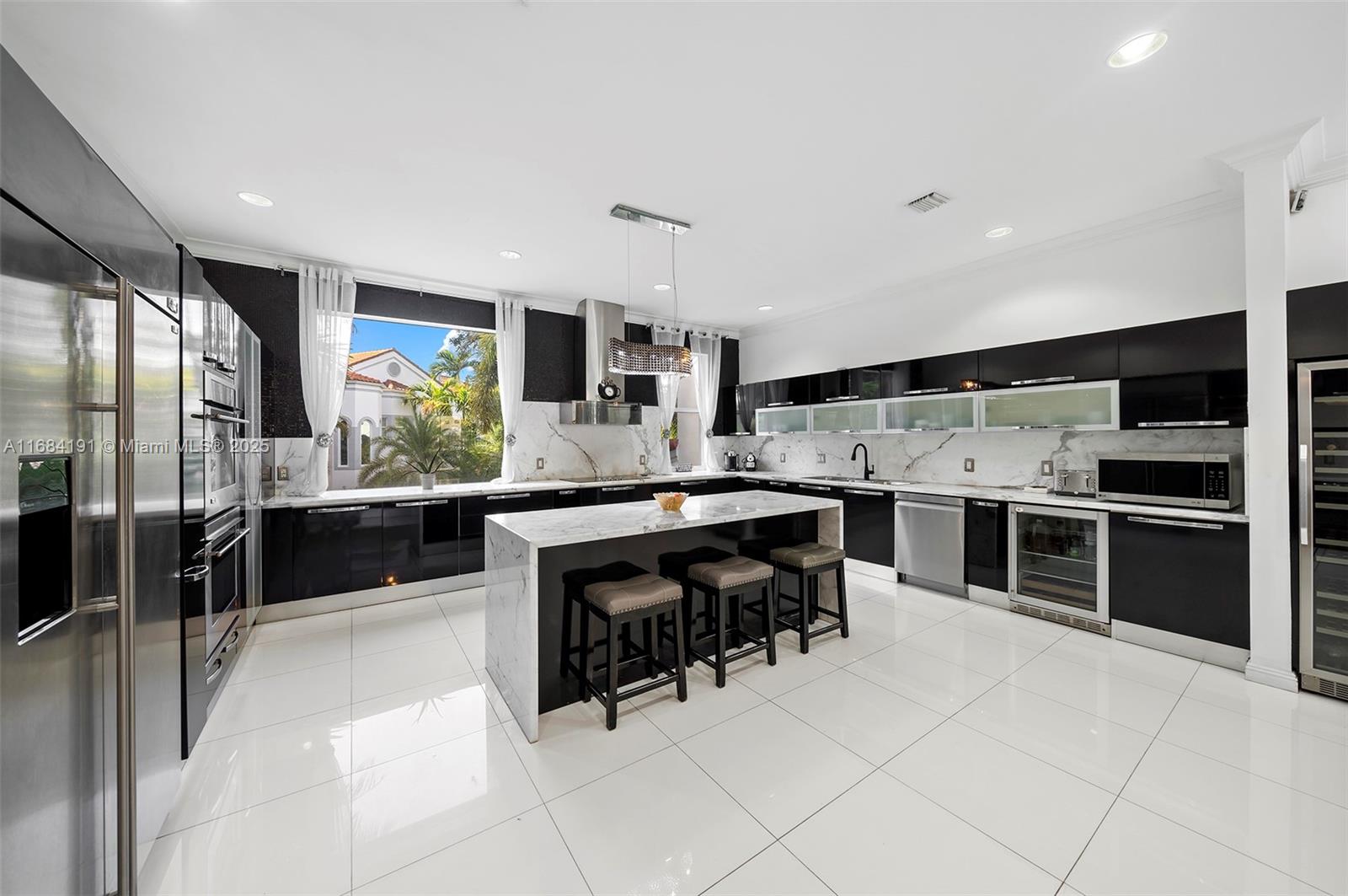 AVENTURA 9TH ADDN - Residential