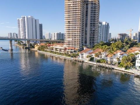 A home in Aventura