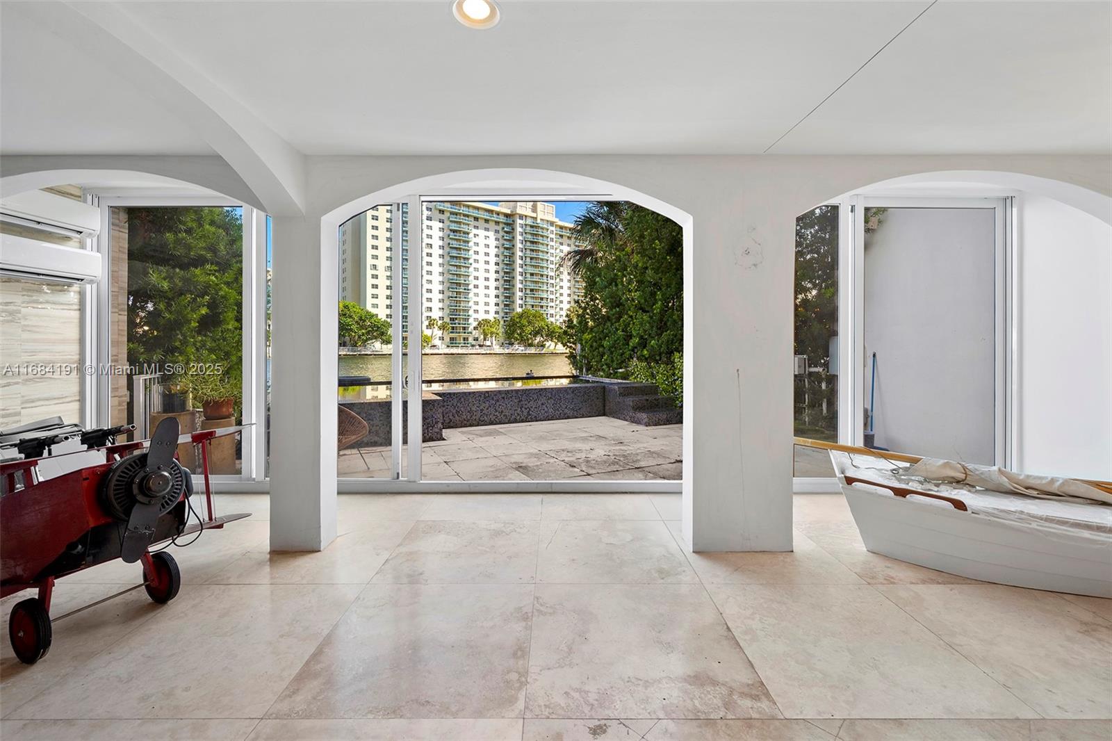 AVENTURA 9TH ADDN - Residential