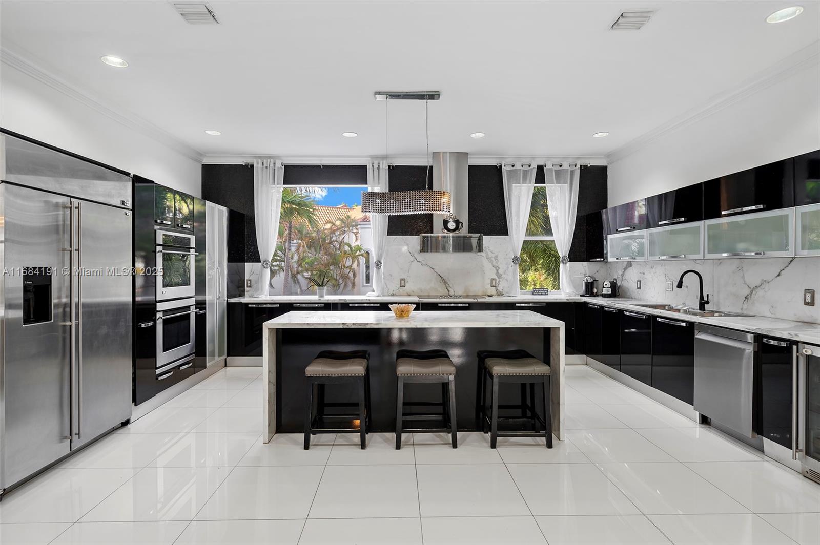 AVENTURA 9TH ADDN - Residential