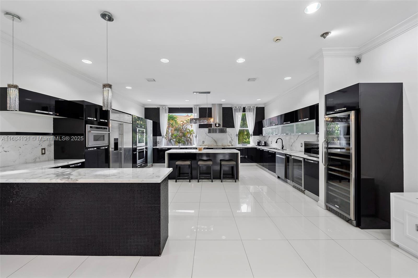AVENTURA 9TH ADDN - Residential