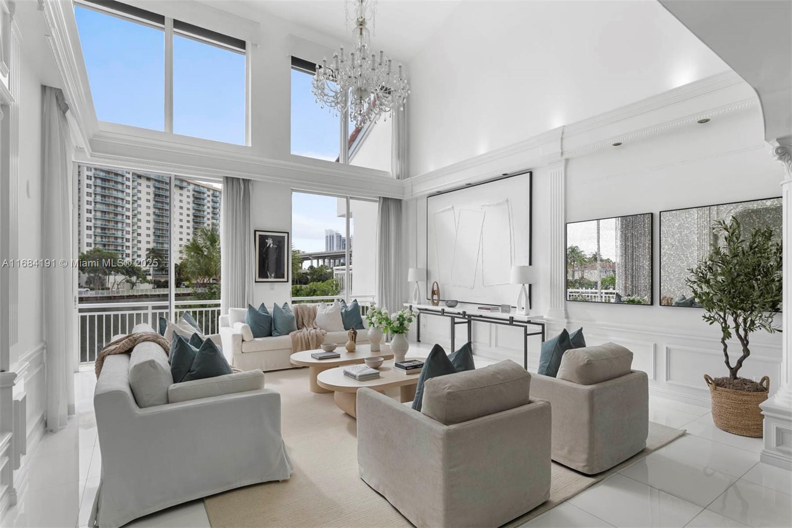 AVENTURA 9TH ADDN - Residential