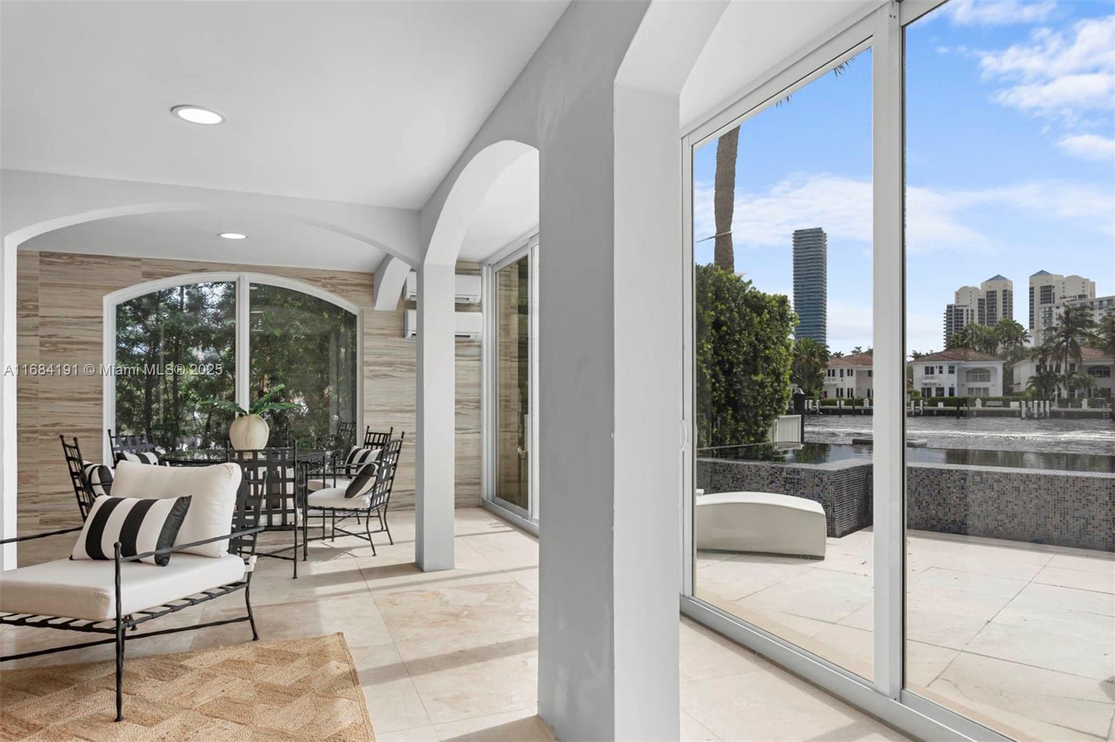 AVENTURA 9TH ADDN - Residential