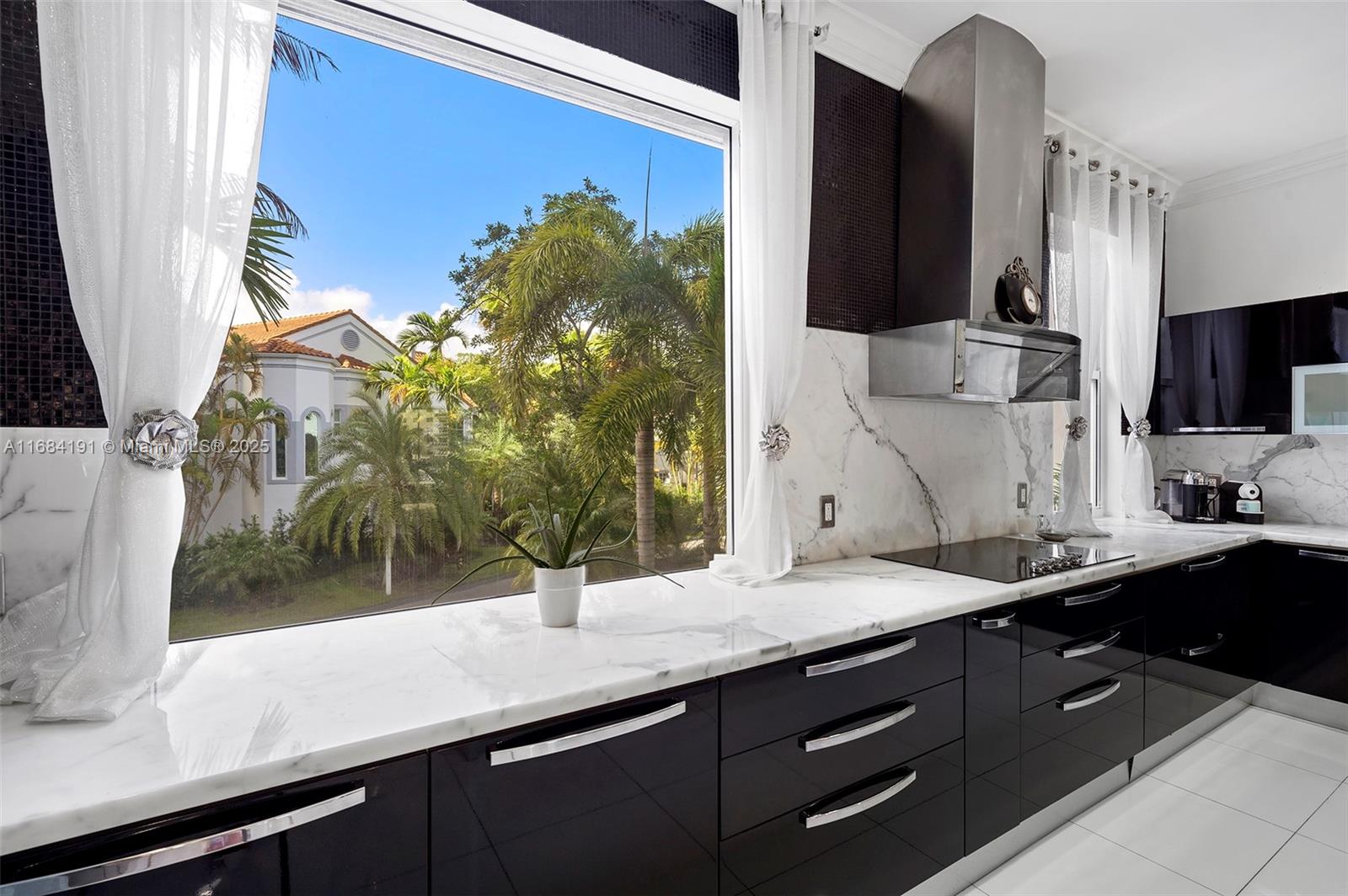 AVENTURA 9TH ADDN - Residential