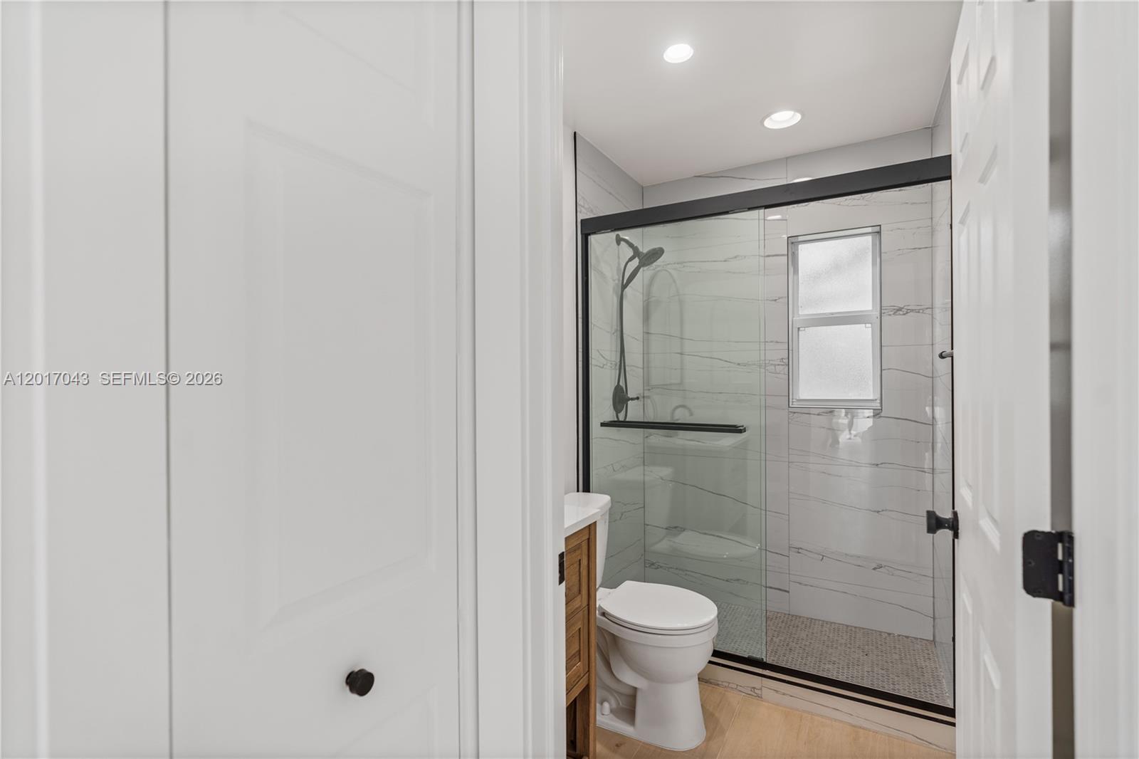 ATLANTIC SHORES DIXIE HIG - Residential Lease