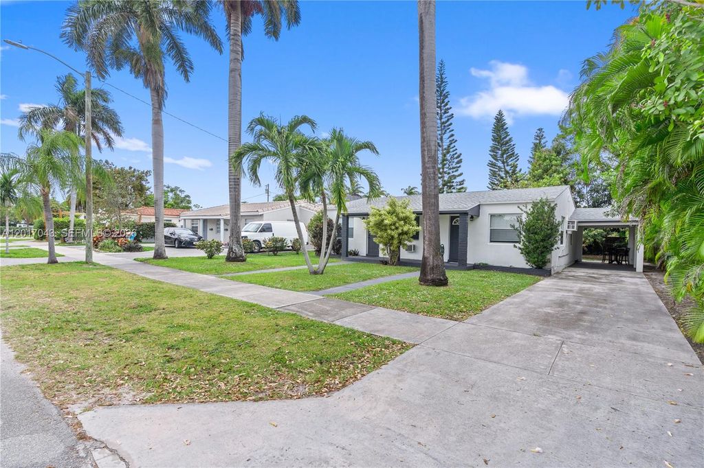 Photo of Hallandale Beach, FL 33009 (MLS # A12017043)