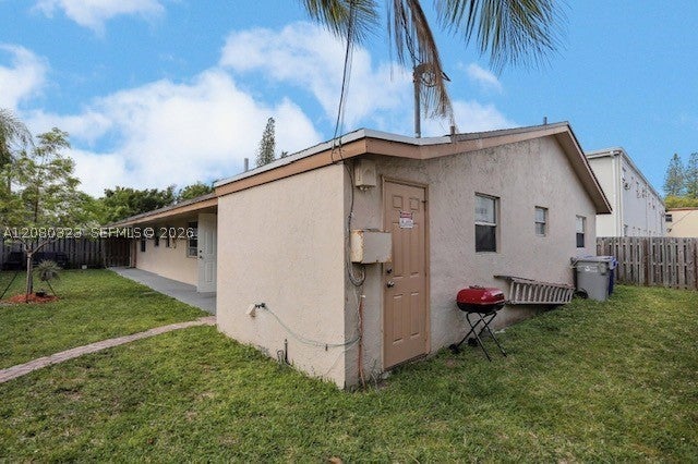 231 SW 8th Ct