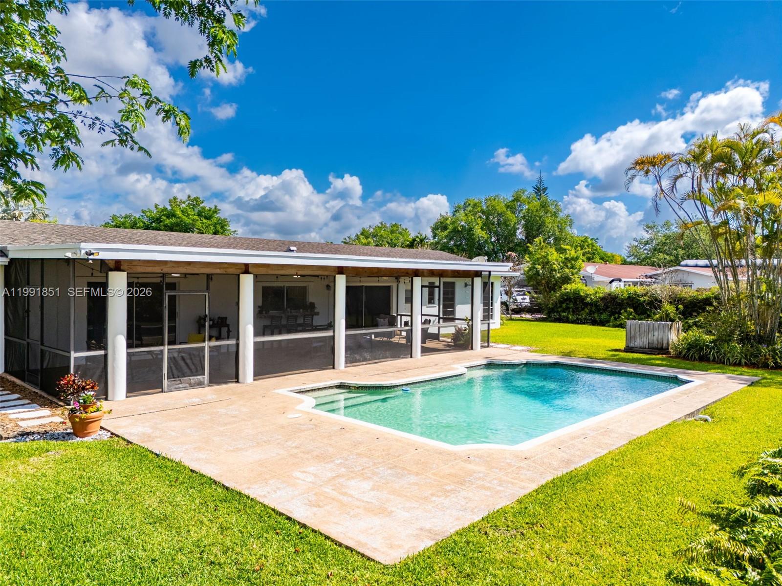 PINE ACRES SEC 4 - Residential