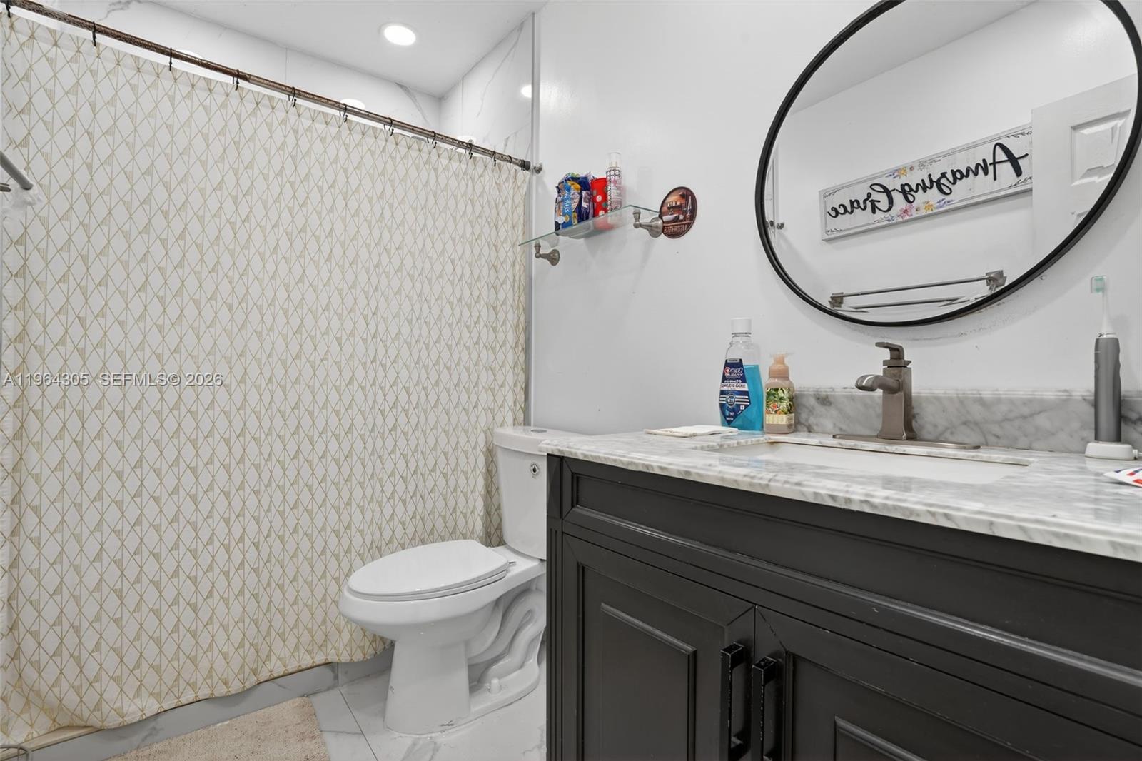 LUCKY STAR ESTATES - Residential