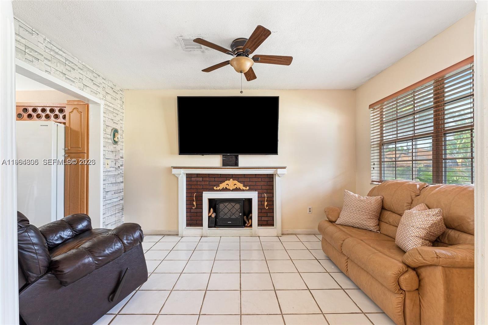 LUCKY STAR ESTATES - Residential