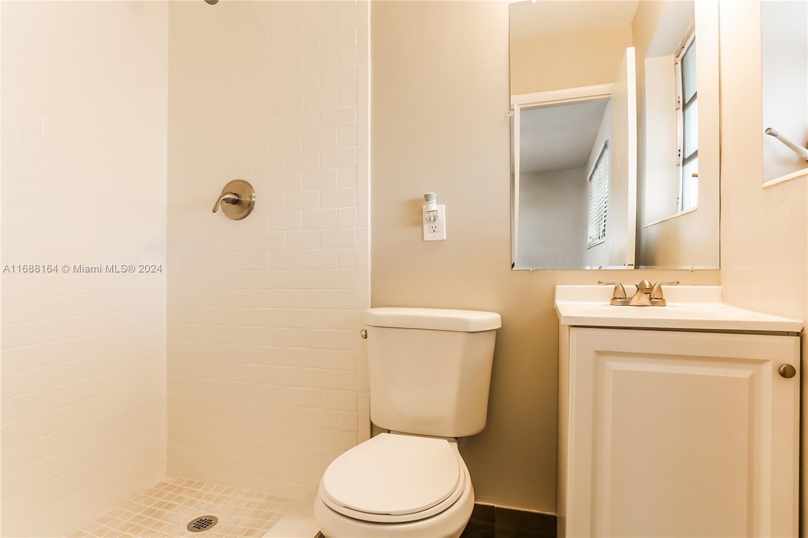 BOULEVARD HEIGHTS SEC TEN - Residential Lease