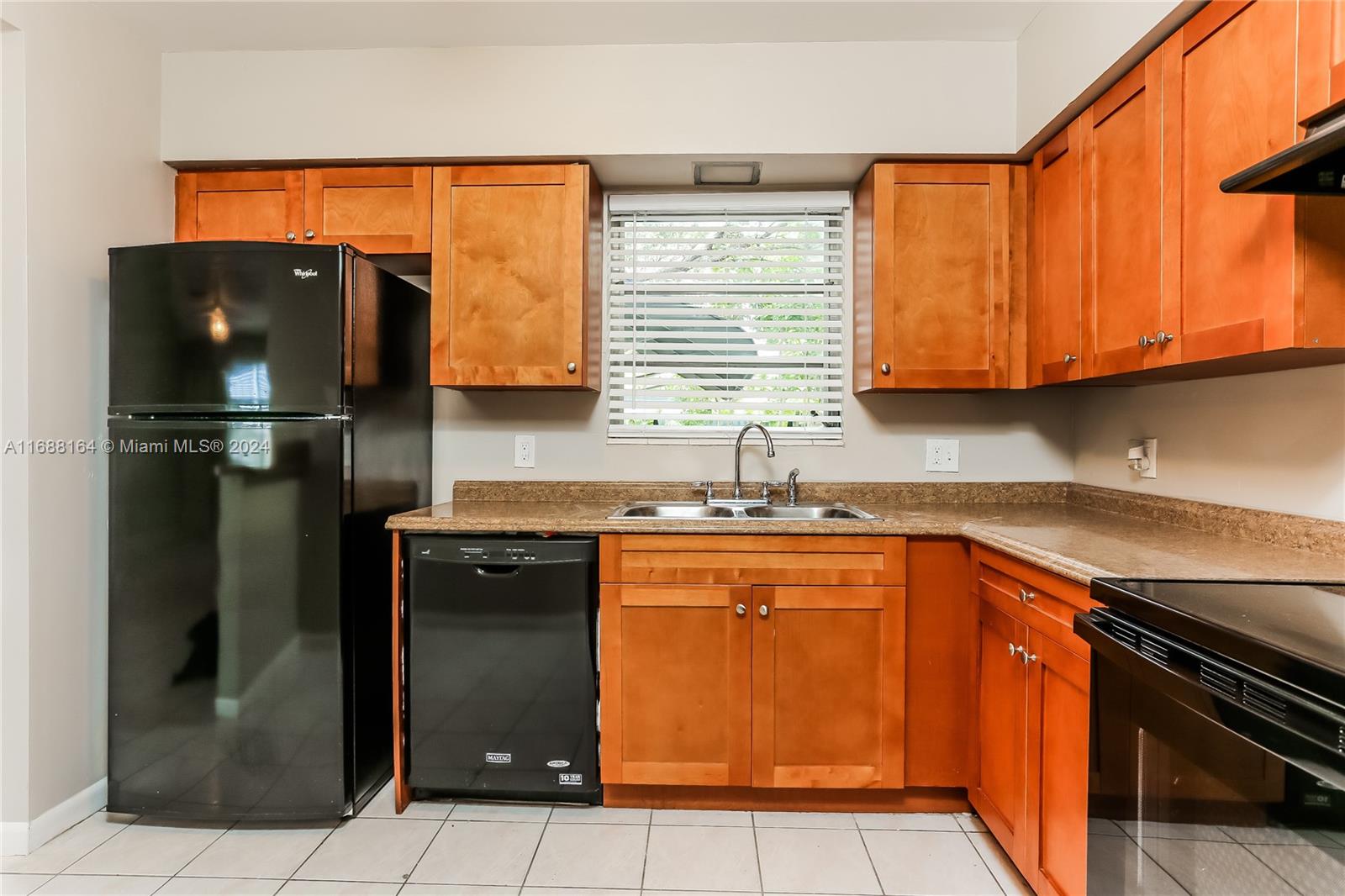 BOULEVARD HEIGHTS SEC TEN - Residential Lease
