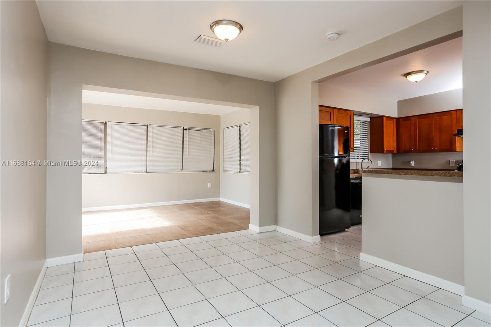 BOULEVARD HEIGHTS SEC TEN - Residential Lease
