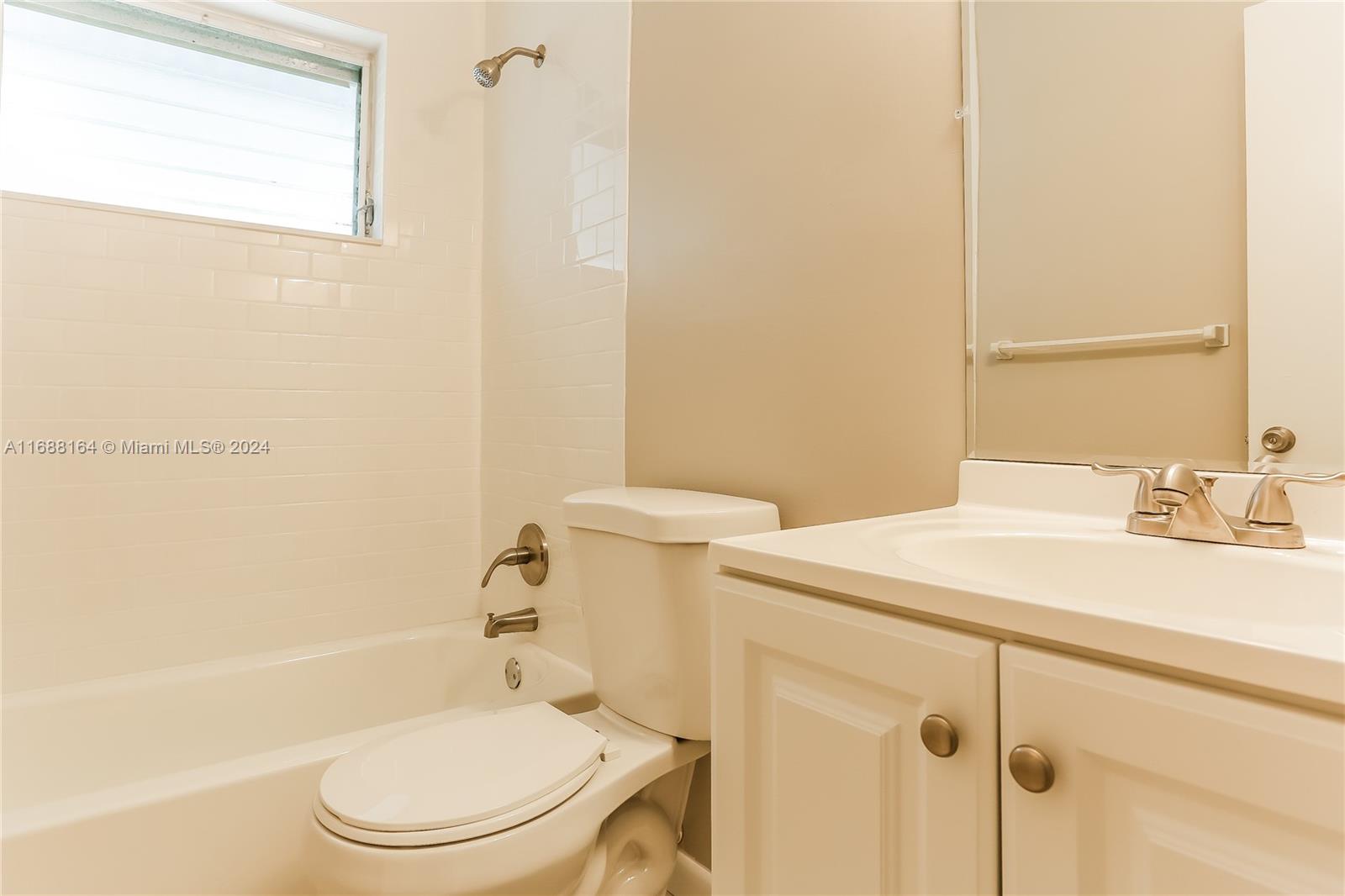 BOULEVARD HEIGHTS SEC TEN - Residential Lease