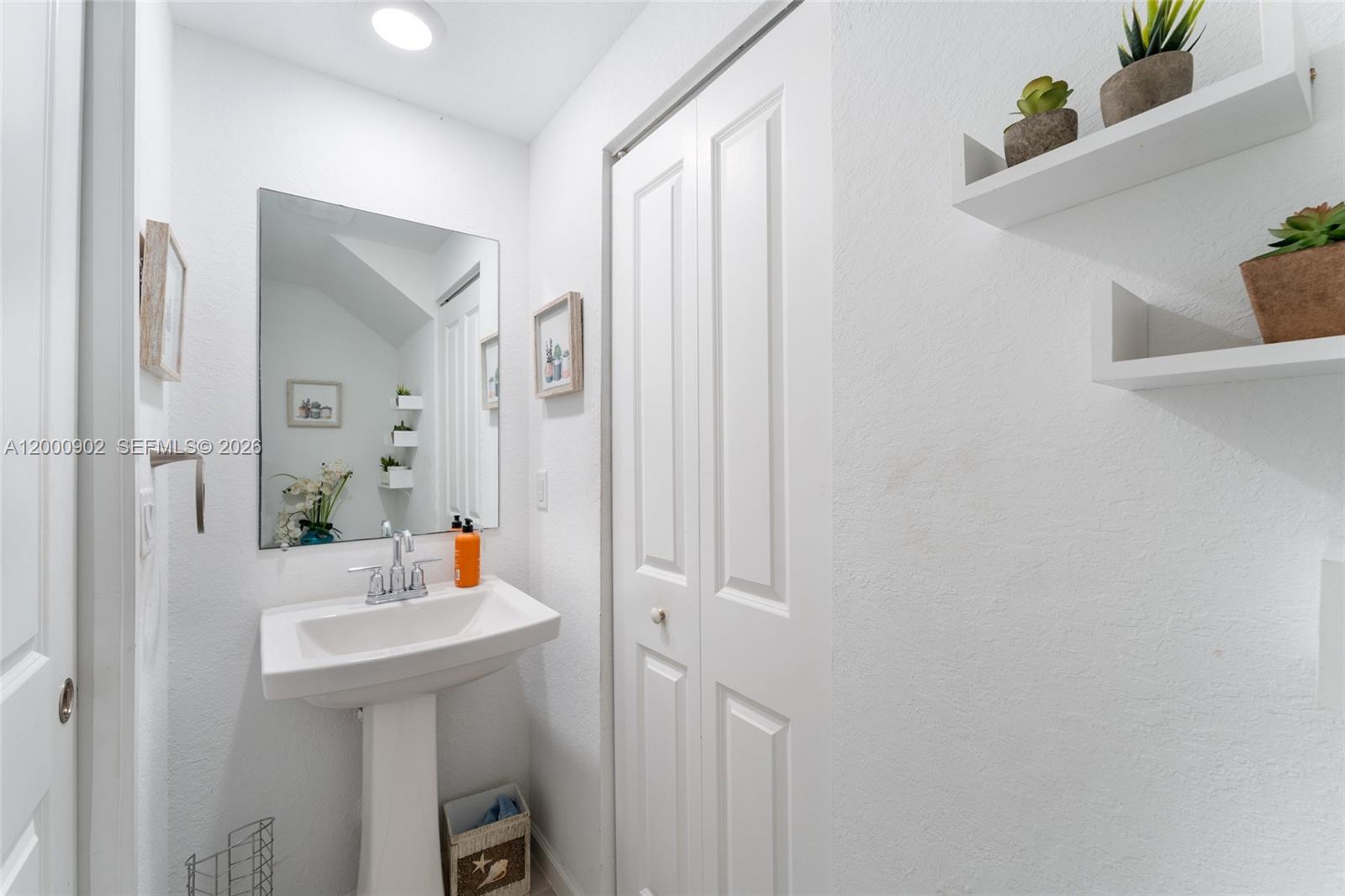 WALDEN PLACE II - Residential