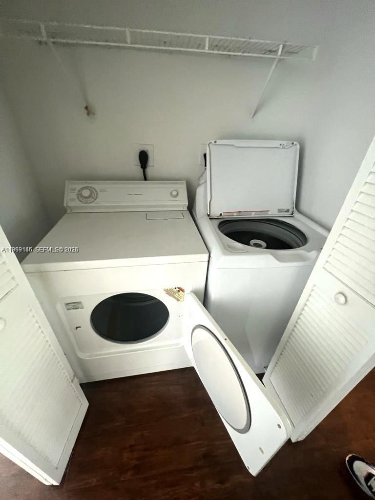 CORAL SPRINGS VILLAGE GRE - Residential Lease