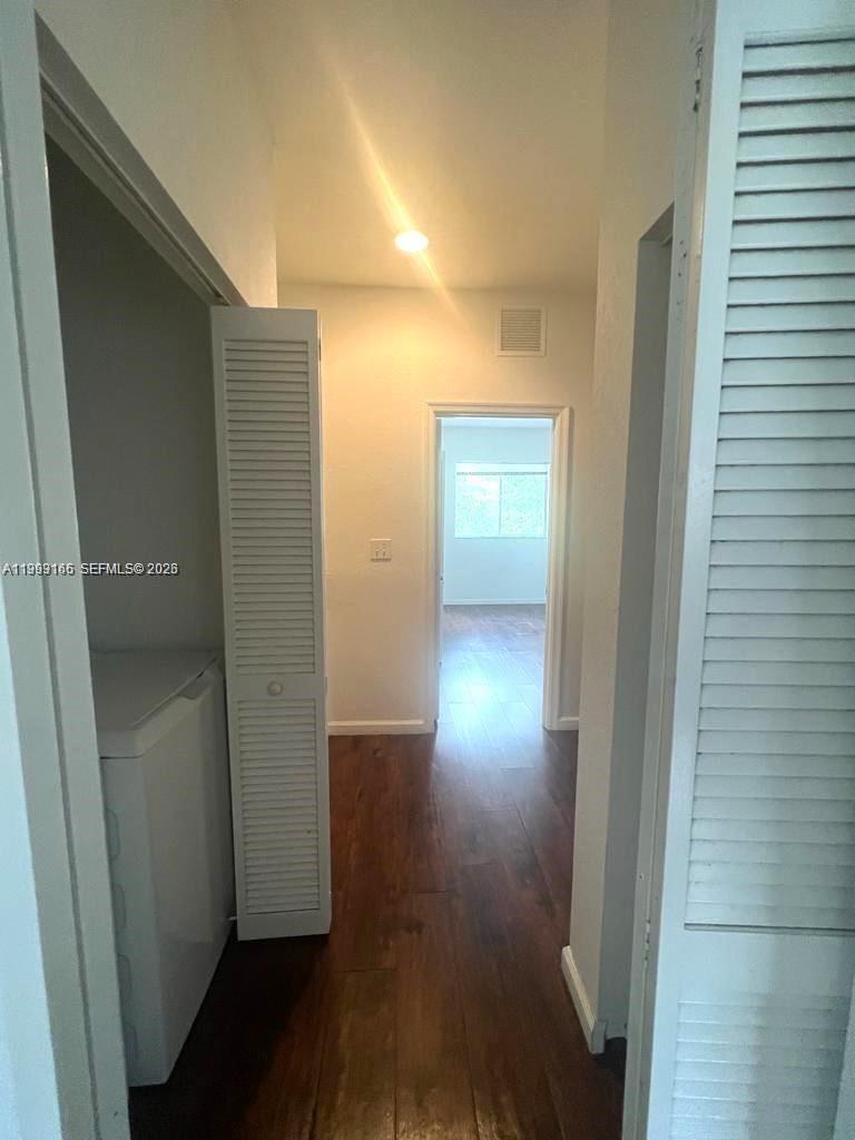 CORAL SPRINGS VILLAGE GRE - Residential Lease