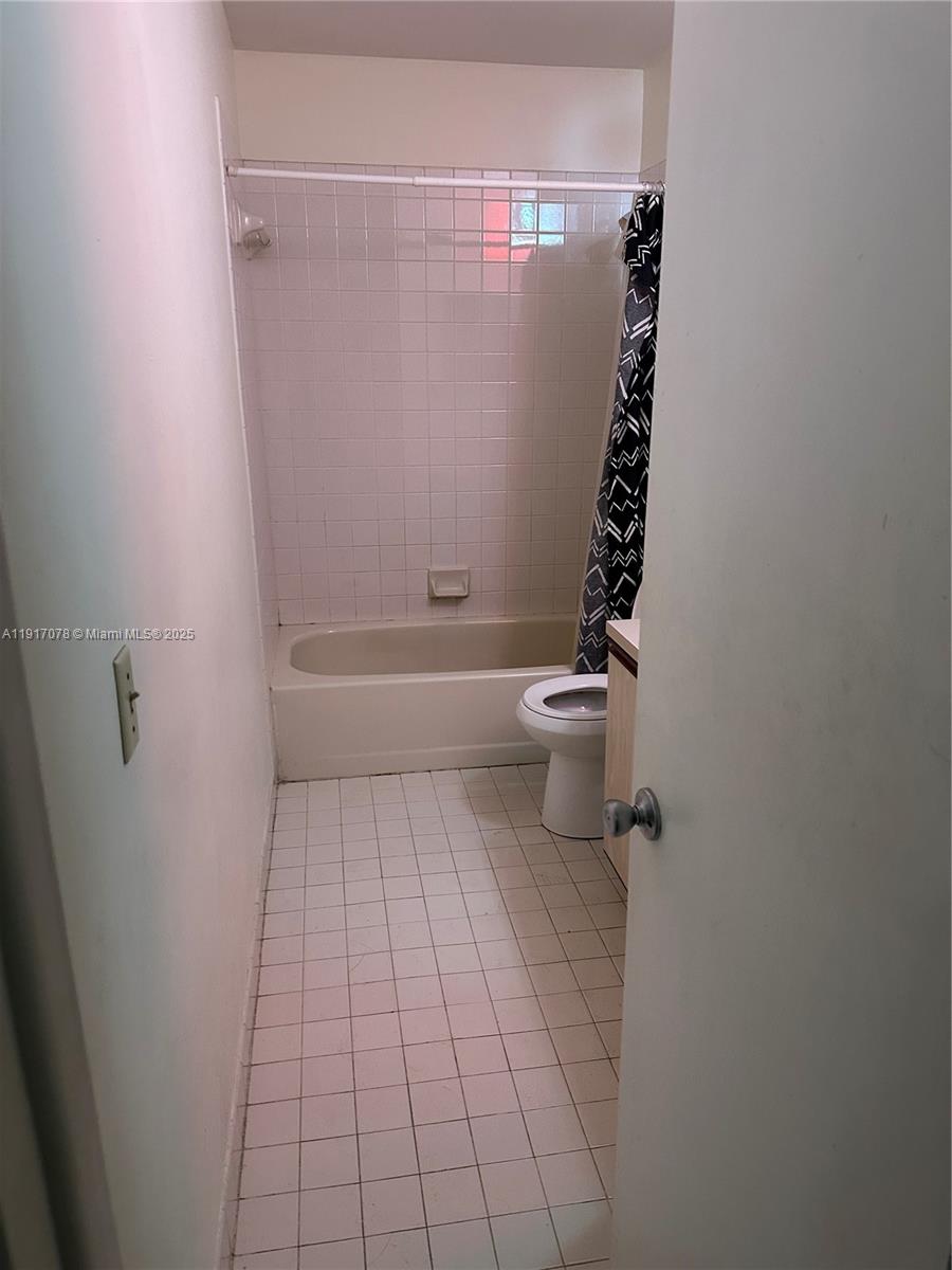 CAMELOT THREE CONDO - Residential