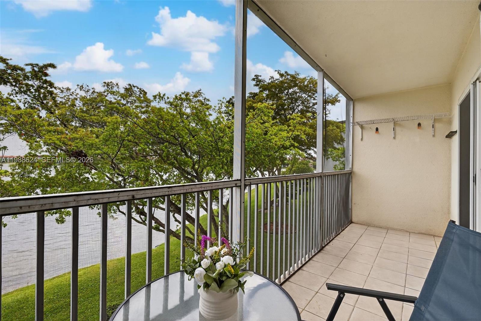 IVANHOE WEST - Residential