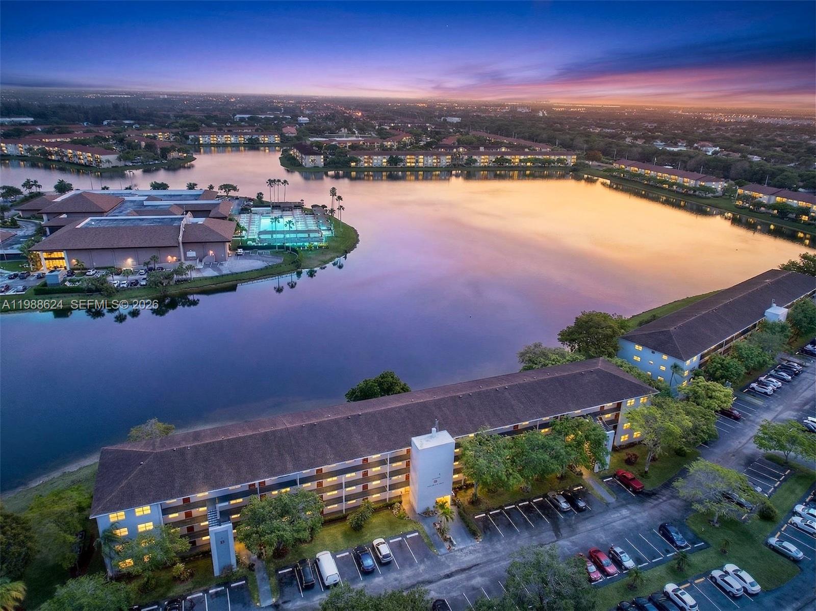 IVANHOE WEST - Residential